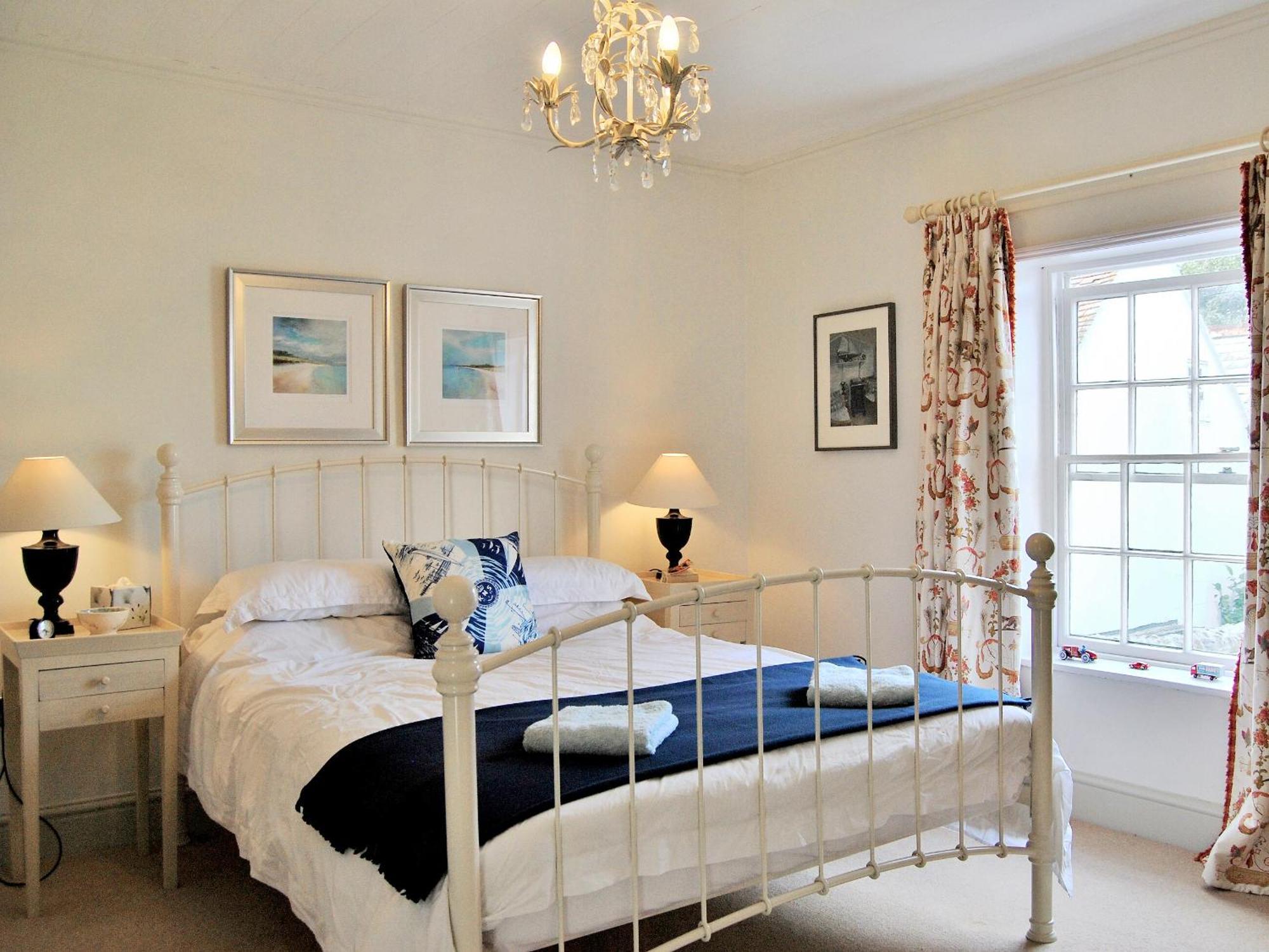 Solent Cottage - Pqqu Yarmouth  Kültér fotó